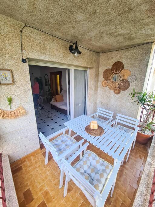 Apartamento Beachside 2-bd Near Barcelona *