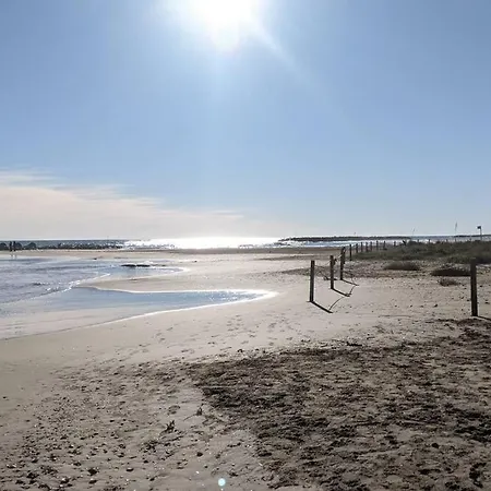 Nice Beachside 2-Bd Apt Near Barcelona Cunit Exterior foto