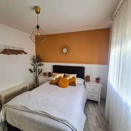 Nice Beachside 2-Bd Apt Near Barcelona Cunit Exterior foto