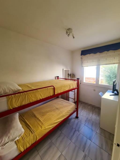 Beachside 2-bd Near Barcelona Cunit