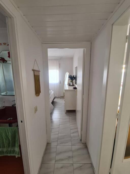 Beachside 2-bd Near Barcelona Apartment Cunit